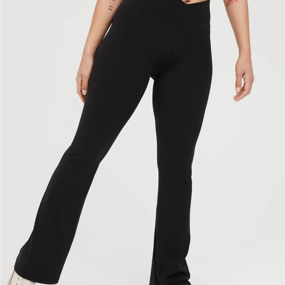 Aerie OFFLINE Crossover Flare XL